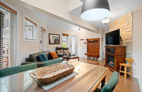 Mont-Tremblant Pedestrian Village House | Tremblant Ski InOut Pedestrian Village