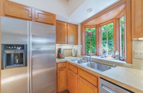 Northeast Carmel Cottage | Tremendous 3-bedroom cottage in Carmel-by-the-Sea