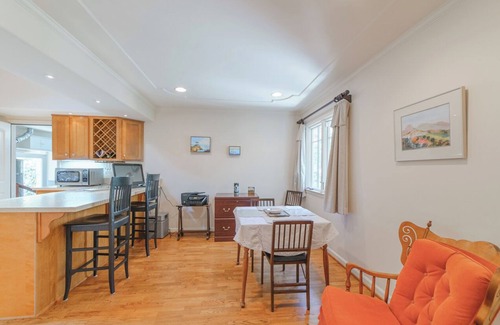 Northeast Carmel Cottage | Tremendous 3-bedroom cottage in Carmel-by-the-Sea