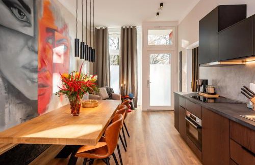 Friedrichshain Apartment | Trendy apartment at Ostkreuz