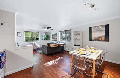 Englewood Apartment | Trendy&Chic Apt! Casper Mttress!