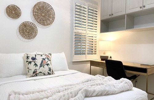 North Charleston House | Trendy Designed Home with Screened-In Porch & Backyard in Park Circle