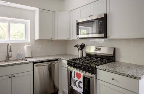 Rosedale House | Trendy Home + 39th ST/KU MED + FirePit + LongStays