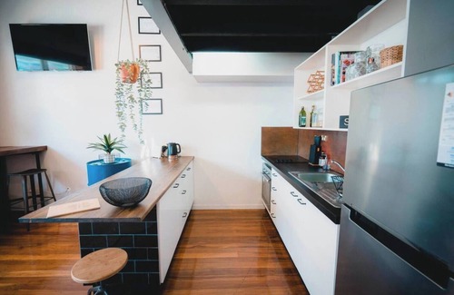 Fortitude Valley Apartment | Trendy Industrial Style Loft in Fortitude Valley
