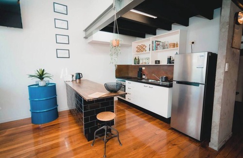 Fortitude Valley Apartment | Trendy Industrial Style Loft in Fortitude Valley