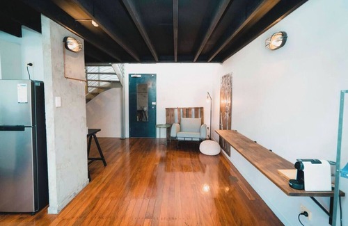 Fortitude Valley Apartment | Trendy Industrial Style Loft in Fortitude Valley