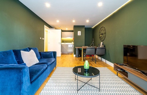 Kings Cross St. Pancras Apartment | Trendy Kings Cross Flat