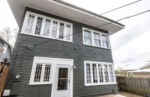 Birmingham House | Trendy Lakeview Craftsman