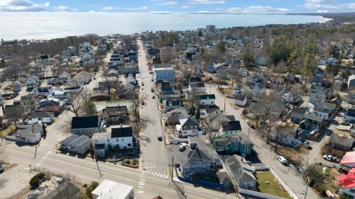 Old Orchard Beach Apartment | Trendy Motel Suite in Old Orchard Beach