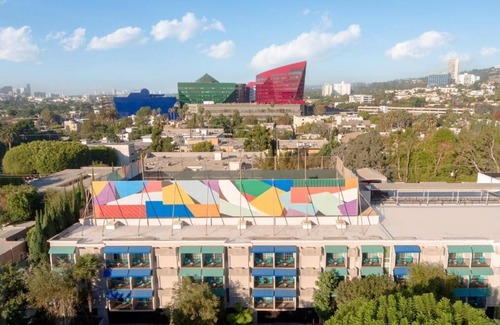 Tri-West Apartment | Trendy West Hollywood Stay – Walk to Dining & Nightlife