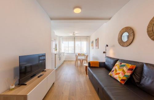 Almerimar Apartment | TrendyHomes Almerimar Beach, aire acondicionado, piscina, internet