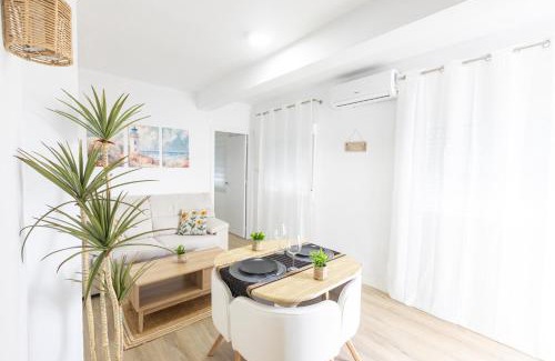 Almeria Centro Apartment | TrendyHomes El Faro de Almería