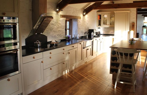 Looe House | Trenedden Barn, Cornwall, near Fowey, Looe, Lerryn, Polperro, beaches and coast