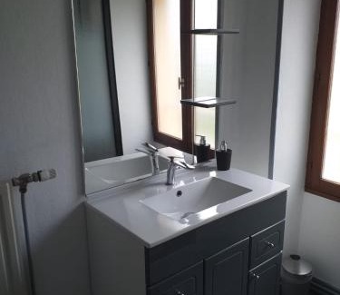 Sedan Apartment | Tres bel appartement face au Chateau 2 ch 4 pers