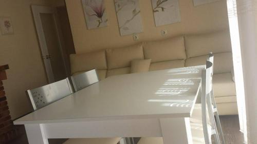 Las Navas Del Marques Apartment | Tres Cruces Apartment