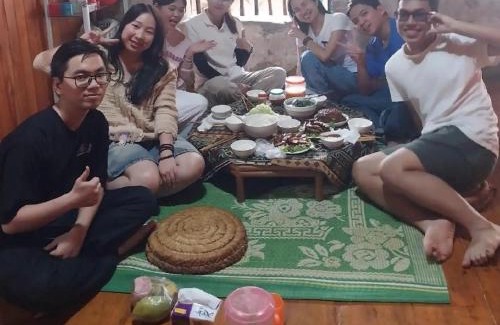 Trung Khanh House | Triệu hoan homestay nhà sàn cổ tại làng đá cổ Khuổi ky