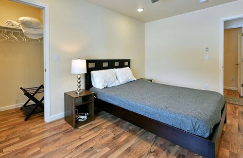 Hayward House | TRI Lake Duplex Side B Unit 2 (Winter Special!)