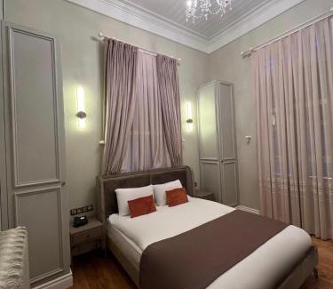 Adalar Hotel | Triada Hotel Büyükada