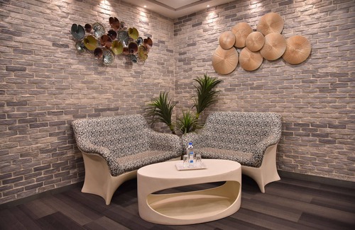 Ahmedabad Hotel | Tribecca Select
