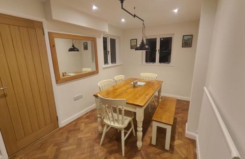Frampton Mansell House | Trillis Cottage