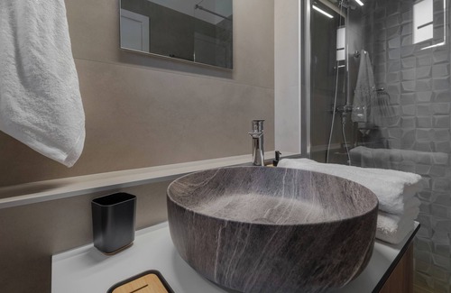 Bali Hotel | Trinity Suites by Checkin
