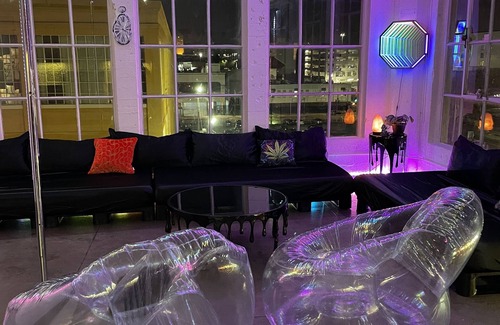 Downtown Los Angeles Apartment | Trip & Trap