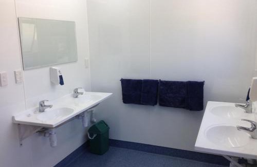 Westport Hotel | Tripinn Modern Motels & Affordable Accommodation