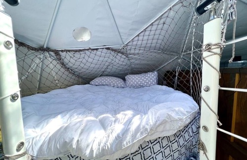 West Glacier Resort | Triple G's Resort - Geodome 14