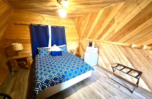 West Glacier Resort | Triple G’s Resort - Cabin 1