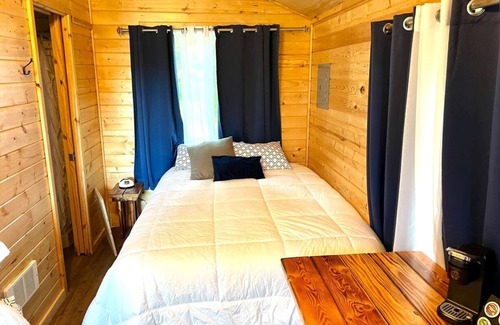 West Glacier Resort | Triple G’s Resort - Cabin 9