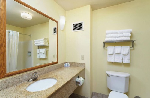 Coeur d'Alene Hotel | Triple Play Resort Hotel & Suites