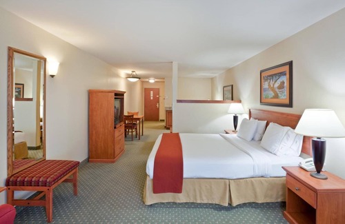Coeur d'Alene Hotel | Triple Play Resort Hotel & Suites
