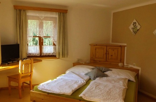 Nussdorf am Attersee Other | Triple room - Gasthof Steinbichler - Groiss cider and game farm