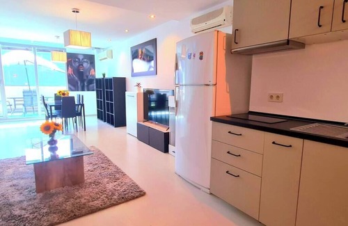 Hortaleza Apartment | Triplex with terrace San Chinarro