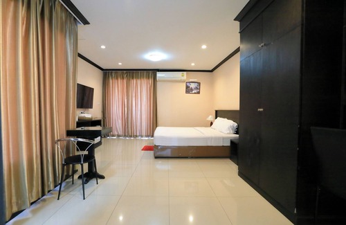Nai Mueang Hotel | Triton Hotel Nakhonratchasima