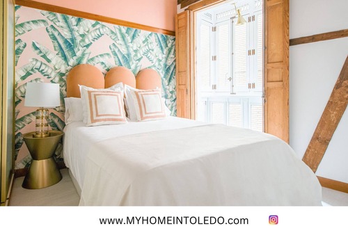 Toledo City Center Apartment | ~TROPIC~ by myhomeintoledo.com