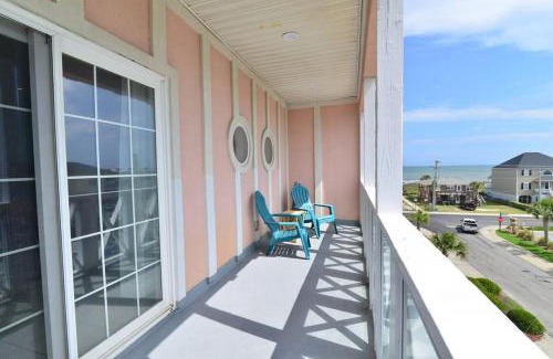 North Myrtle Beach House | Tropical Cherry Grove Ocean View Beach House w Pool