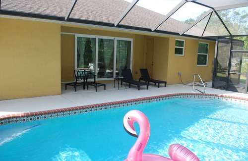 Venice House | tropical family home with Private pool