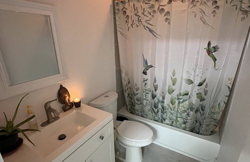 Fort Lauderdale House | Tropical Garden Oasis Close to Downtown FLL