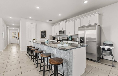 Four Corners House | Tropical Haven at Solara Resort – Private Pool, Minutes from Disney, Exclusive Launch – First Guests Perks!