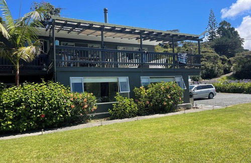 Tutukaka Apartment | Tropical hideaway 150 meters to the beach!