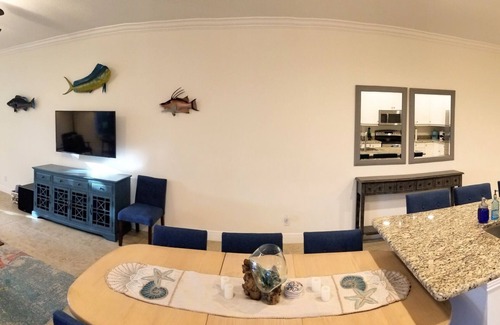 Jupiter House | Tropical Living's Finest in the Heart of Jupiter