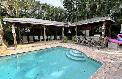 Plantation House | TROPICAL OASIS IN FT. LAUDERDALE !nNEWLY RENOVATED!