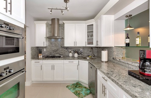 Cutler Bay House | Tropical paradise wonderful, weekly and monthly discounts available!.