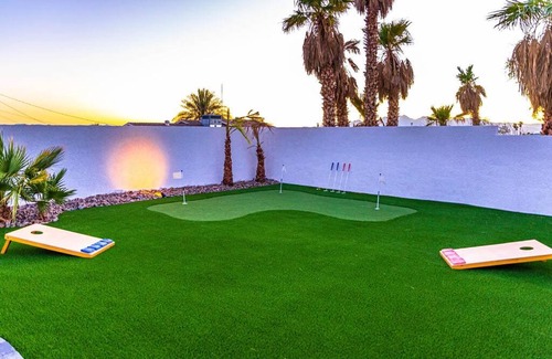 Lake Havasu City House | Tropical Playhouse. Heated Pool . Spa . Golf . FUN