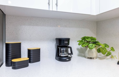 West Little Havana Apartment | Tropical Property- 8 People 2 Bedrooms- Top Location - Parking - Laundry