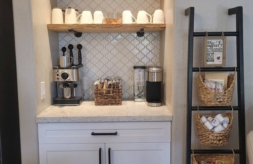 Windhaven House | Tropical Resort Style Living