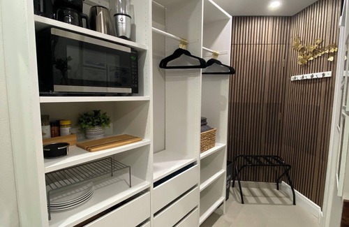Bradenton Apartment | 🏖️Tropical Sea, Private Studio.Near IMG and Beaches!