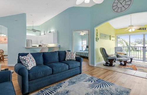 Plantation Condo | Tropical Venice Condo