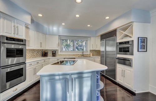 Palmetto Dunes House | Tropical Waterfront Oasis
